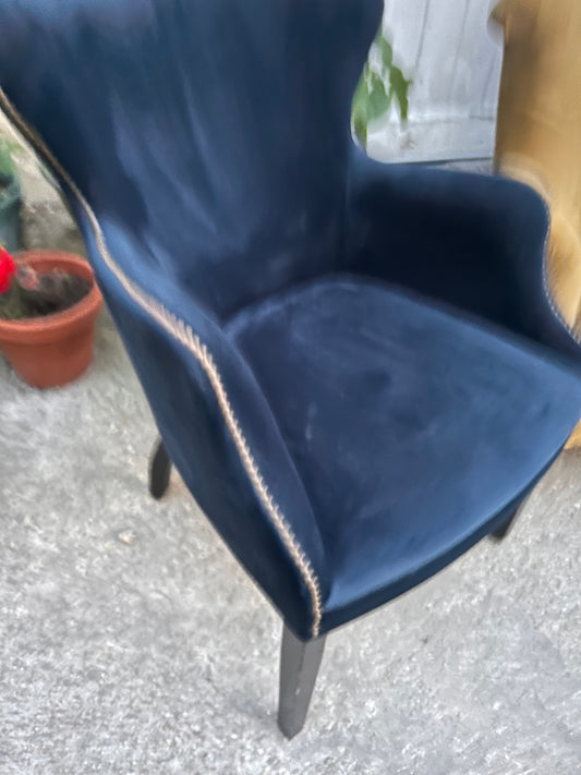PAIR OF VELVET NAVY CHAIRS