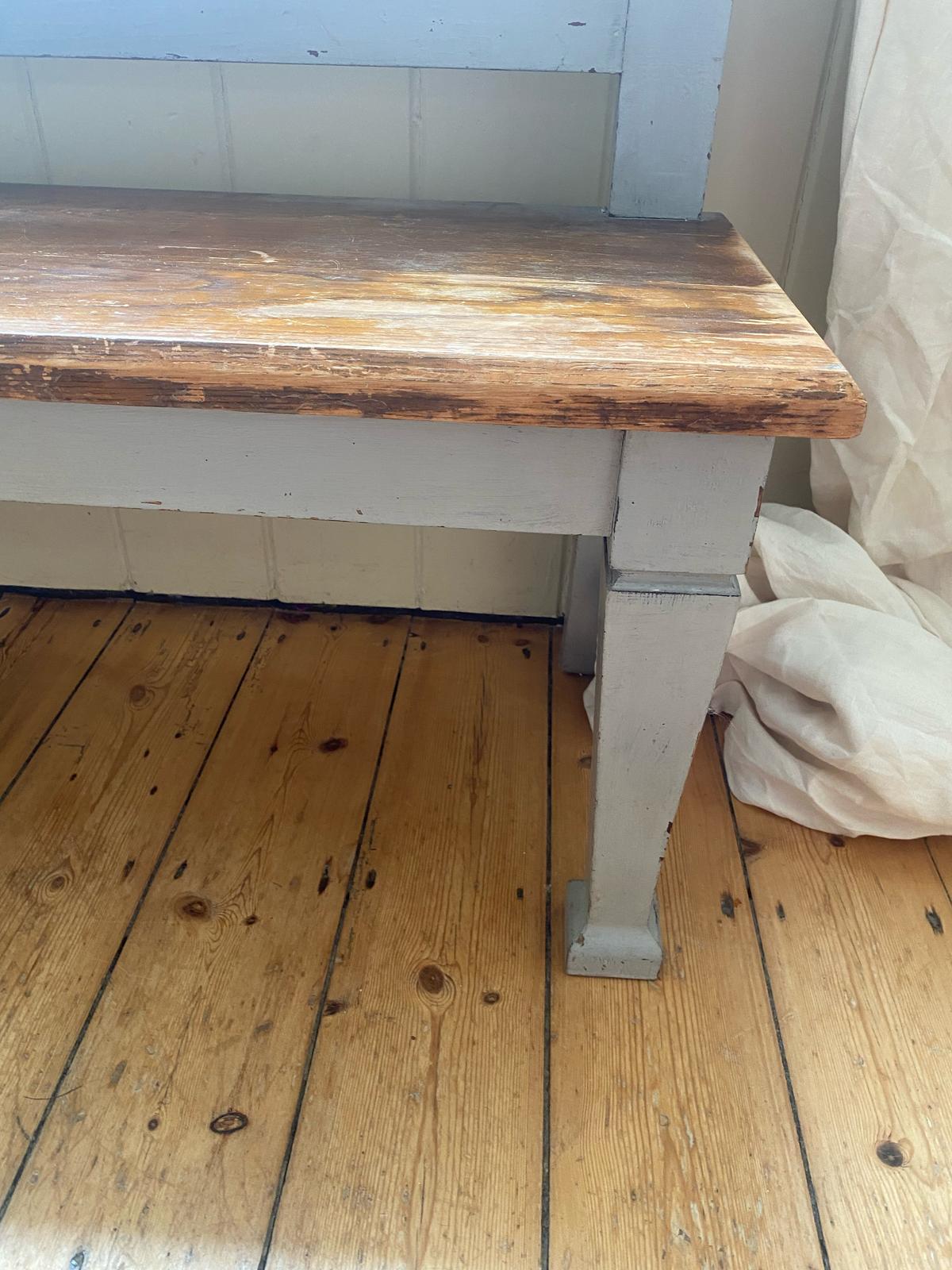 BENCH