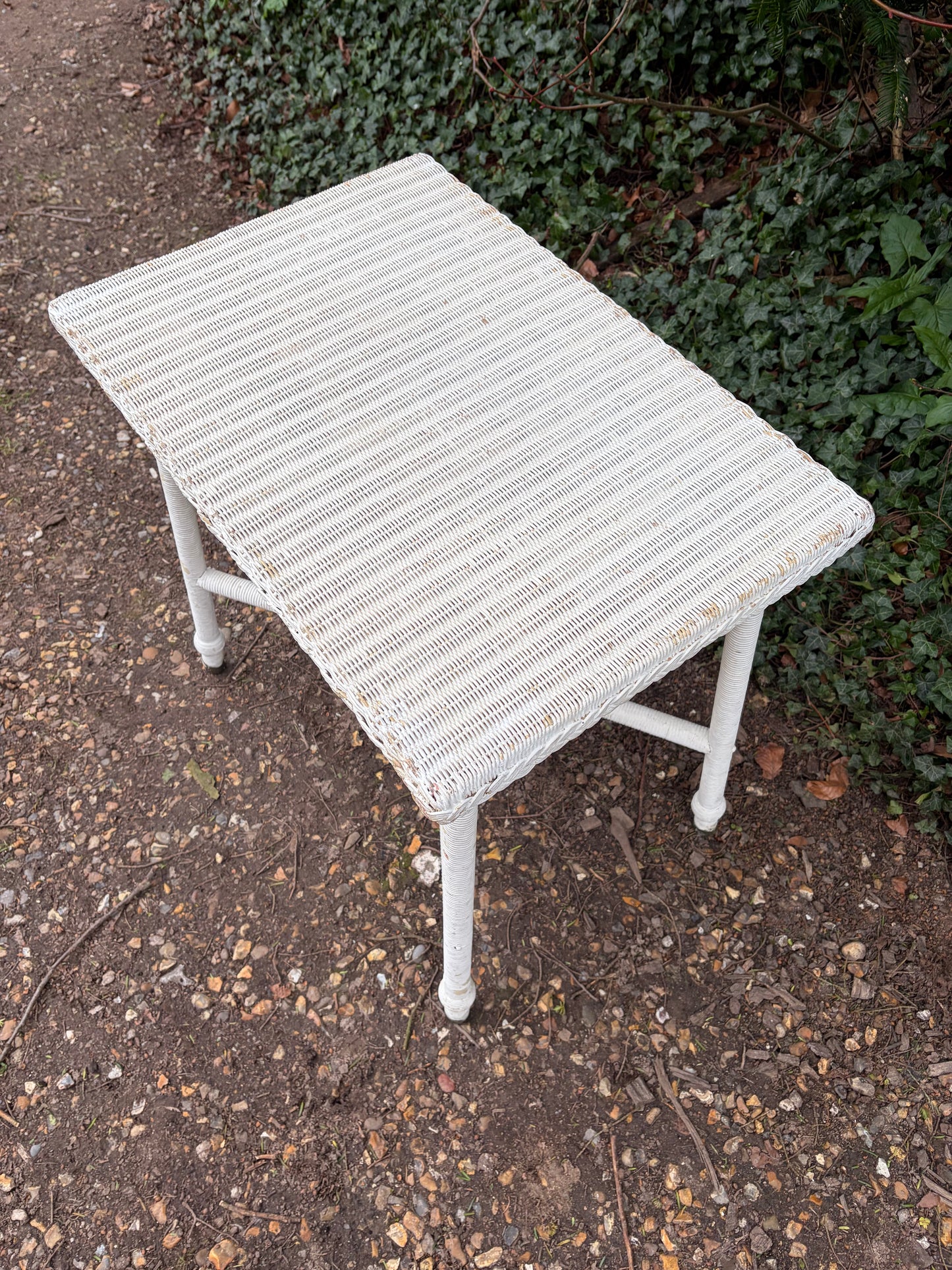 LLOYD LOOM TABLE