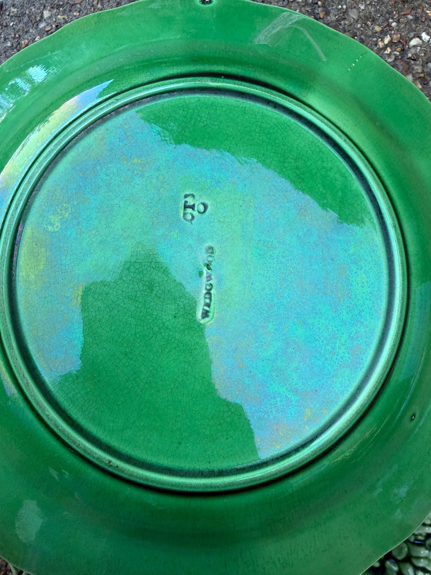 GREEN PLATES