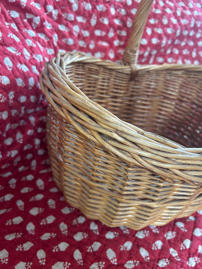 SWEET BASKET