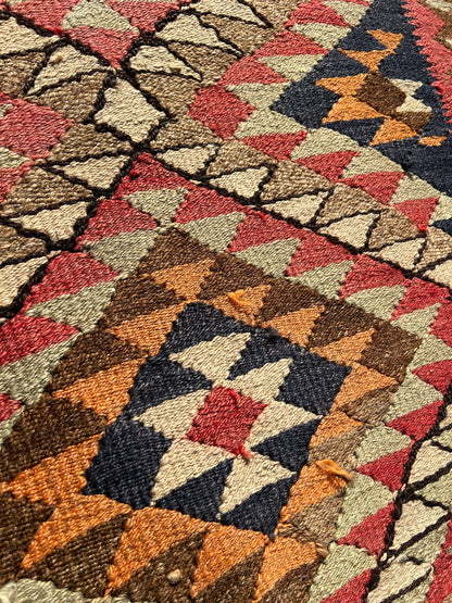 KILIM RUG