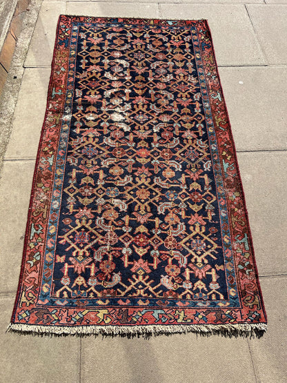 KILIM RUG