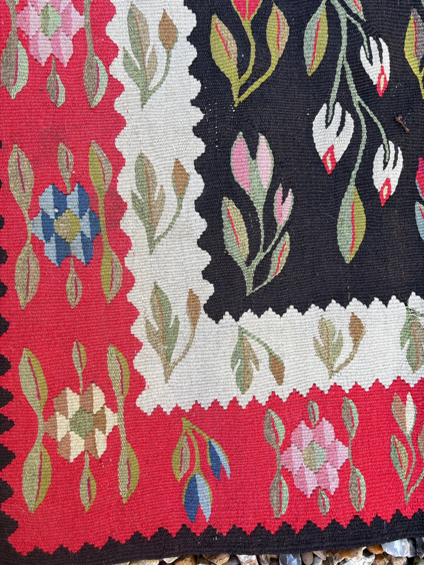 KILIM RUG