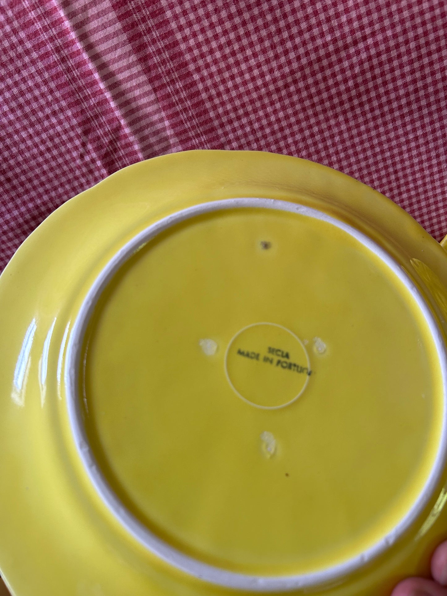 YELLOW CABBAGE PLATES