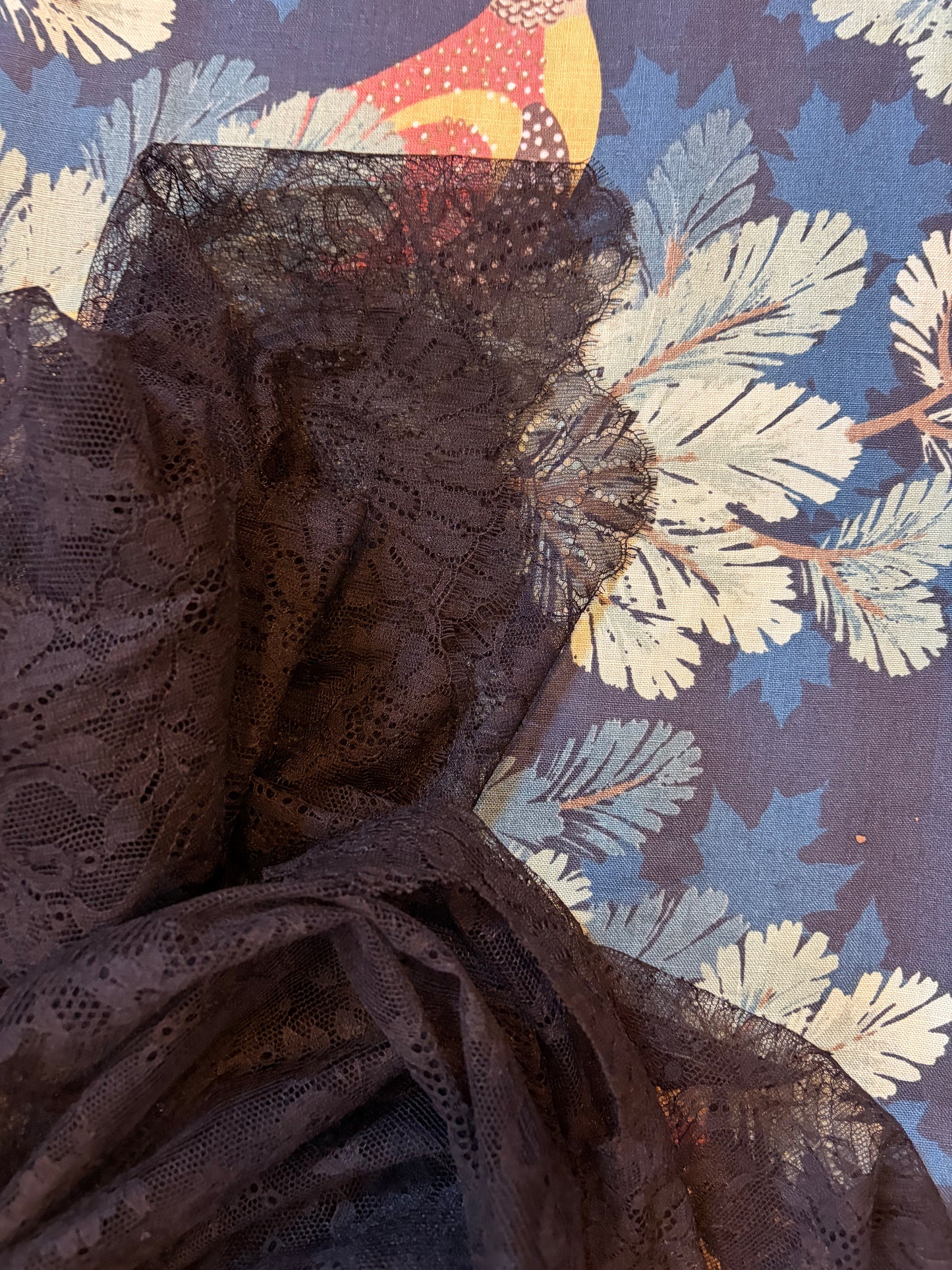 LACE VEIL