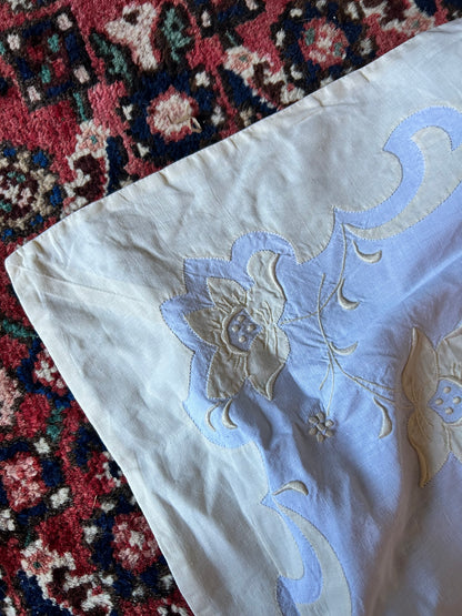 TABLECLOTH
