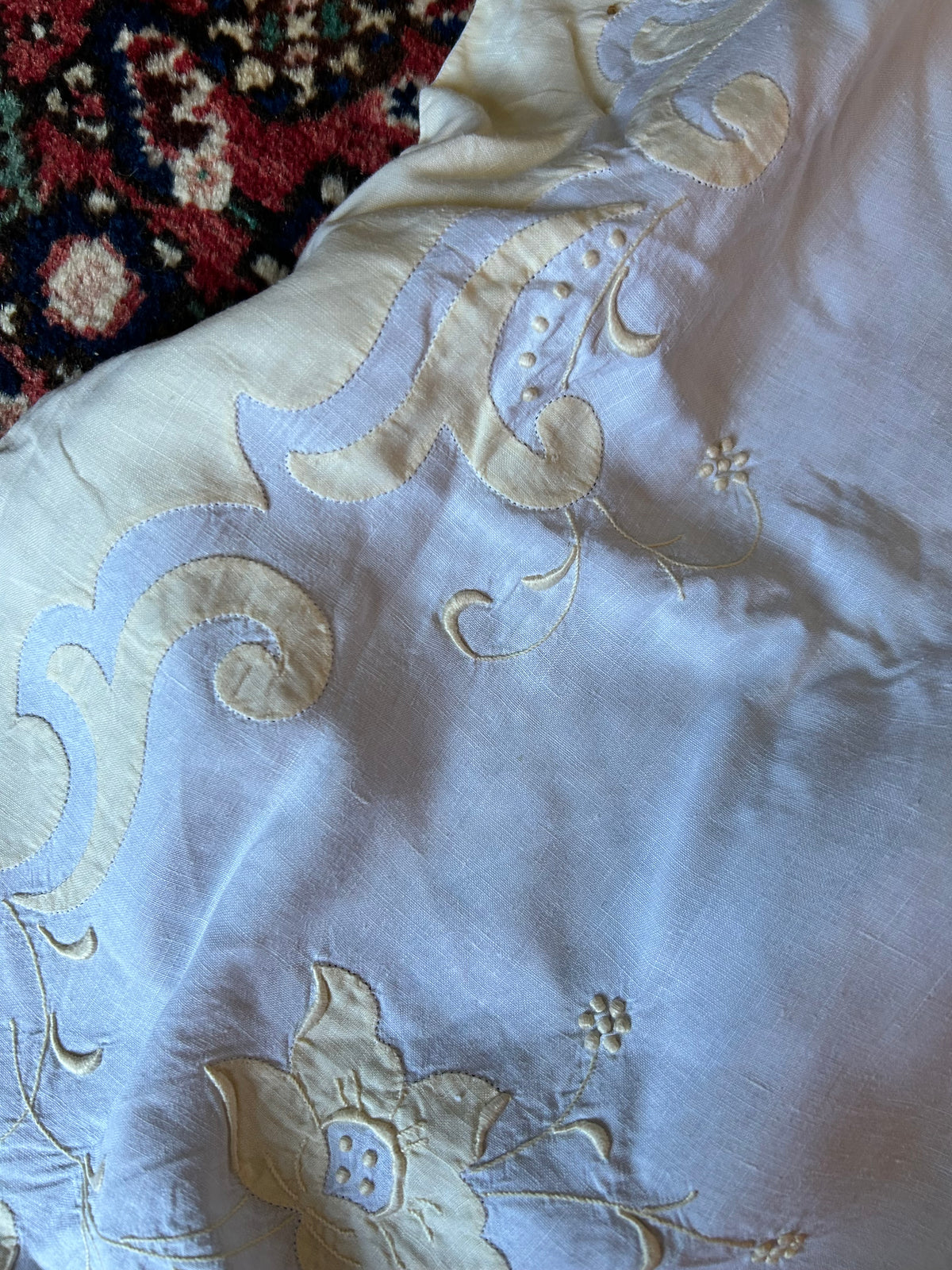 TABLECLOTH