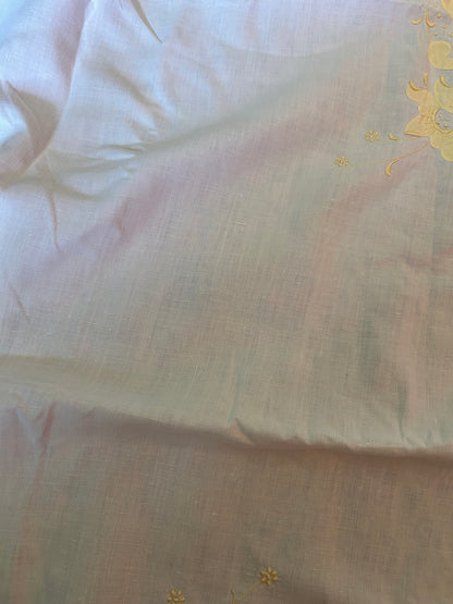 TABLECLOTH