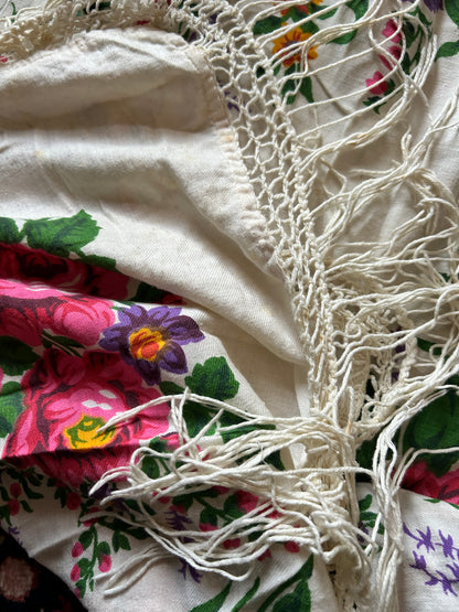 FLORAL SHAWL