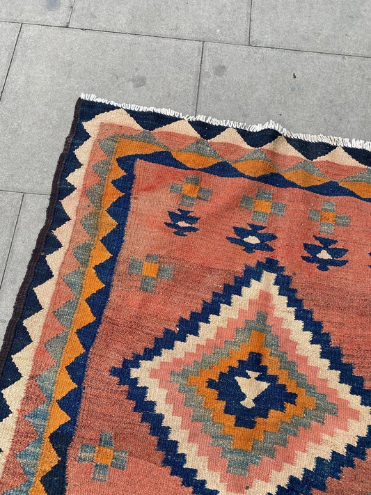 CORAL RUG